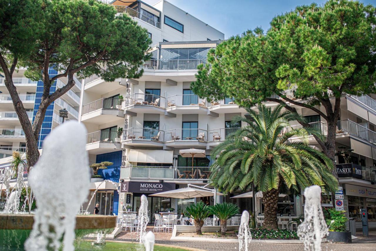 Monaco Suites Hotel Lignano Sabbiadoro Exterior photo