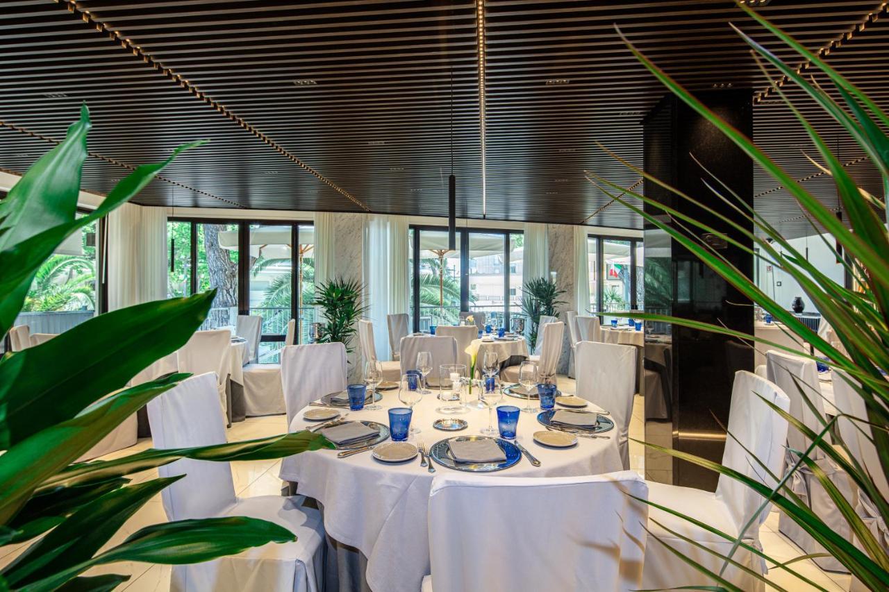Monaco Suites Hotel Lignano Sabbiadoro Exterior photo